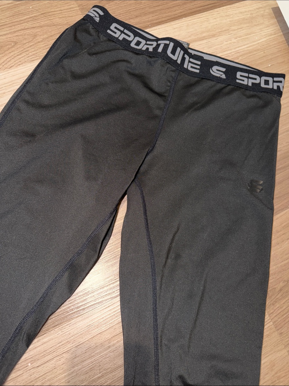 Women’s Black Performance Leggings